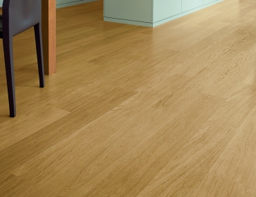 Quick-Step lamināts Eligna Natural varnished oak EL896 32. klase