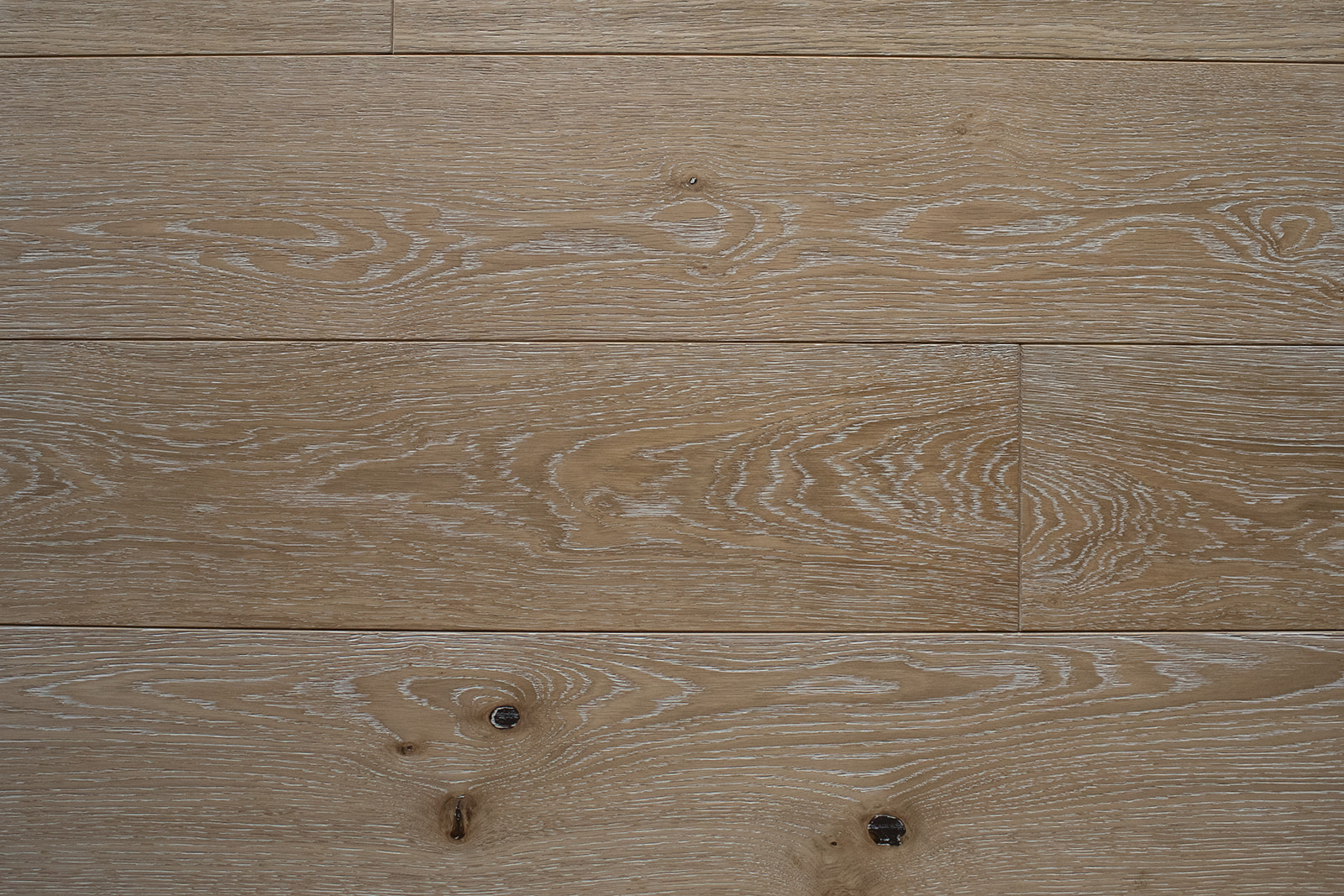 trisslanu-parkets-ozols-white-pearls