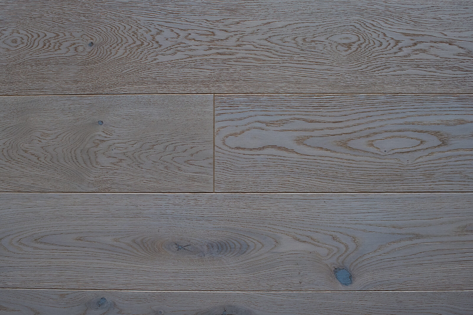 trisslanu-parkets-ozols-sky