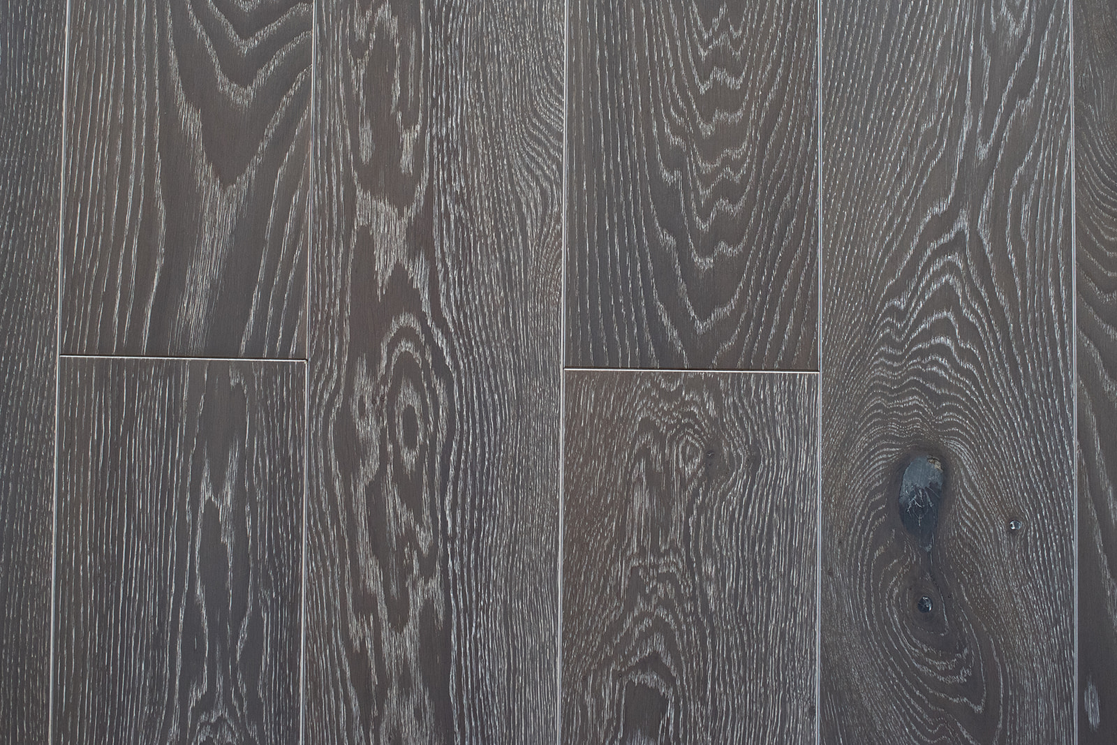 trisslanu-parkets-ozols-zircon