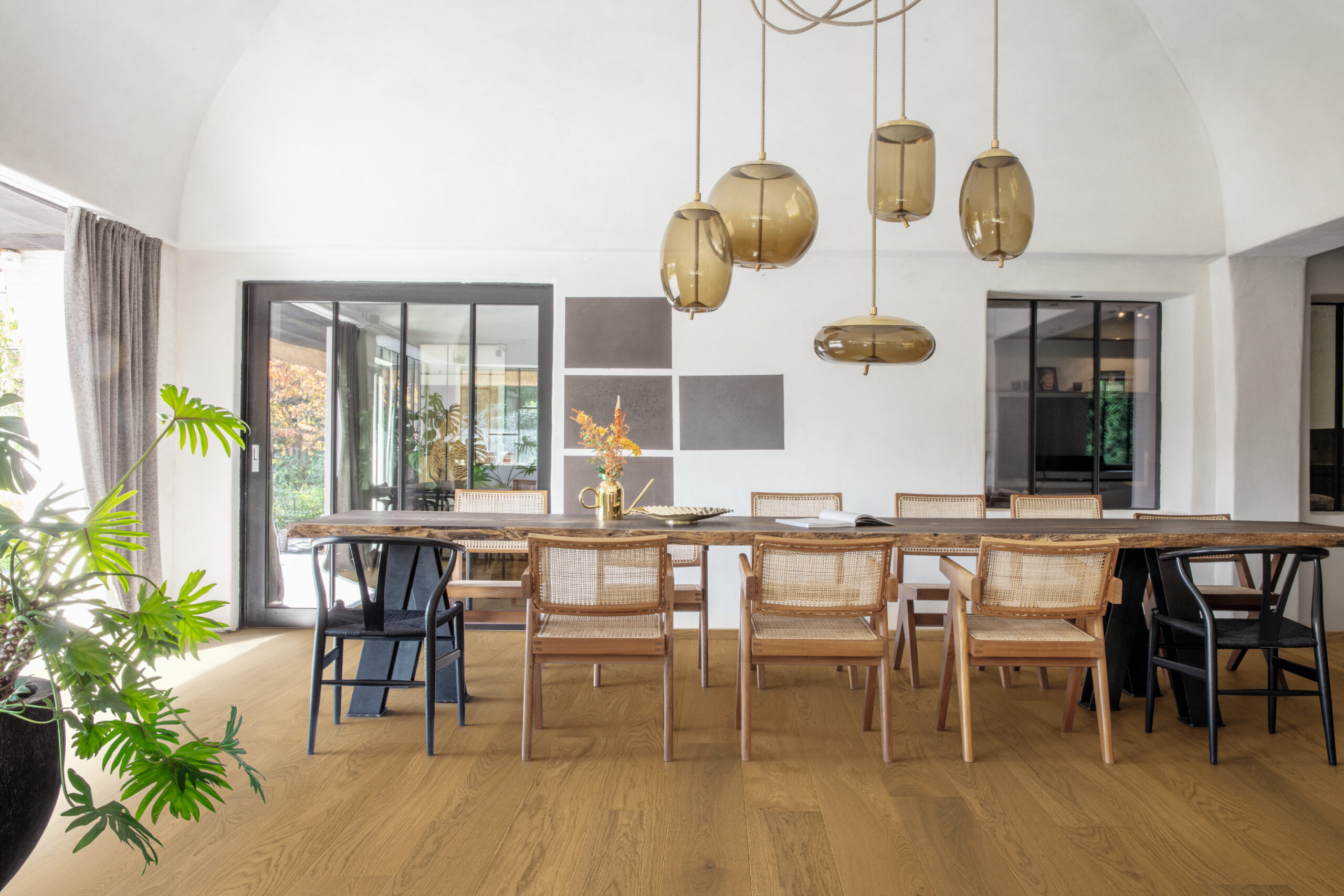 Trīsslāņu parkets Quick-Step Compact Grande Light chestnut oak extra matt COMG5113 Interior02