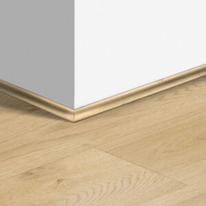 Laminēta grīdlīste Quick-Step vinilam 17*17*2400mm 40018