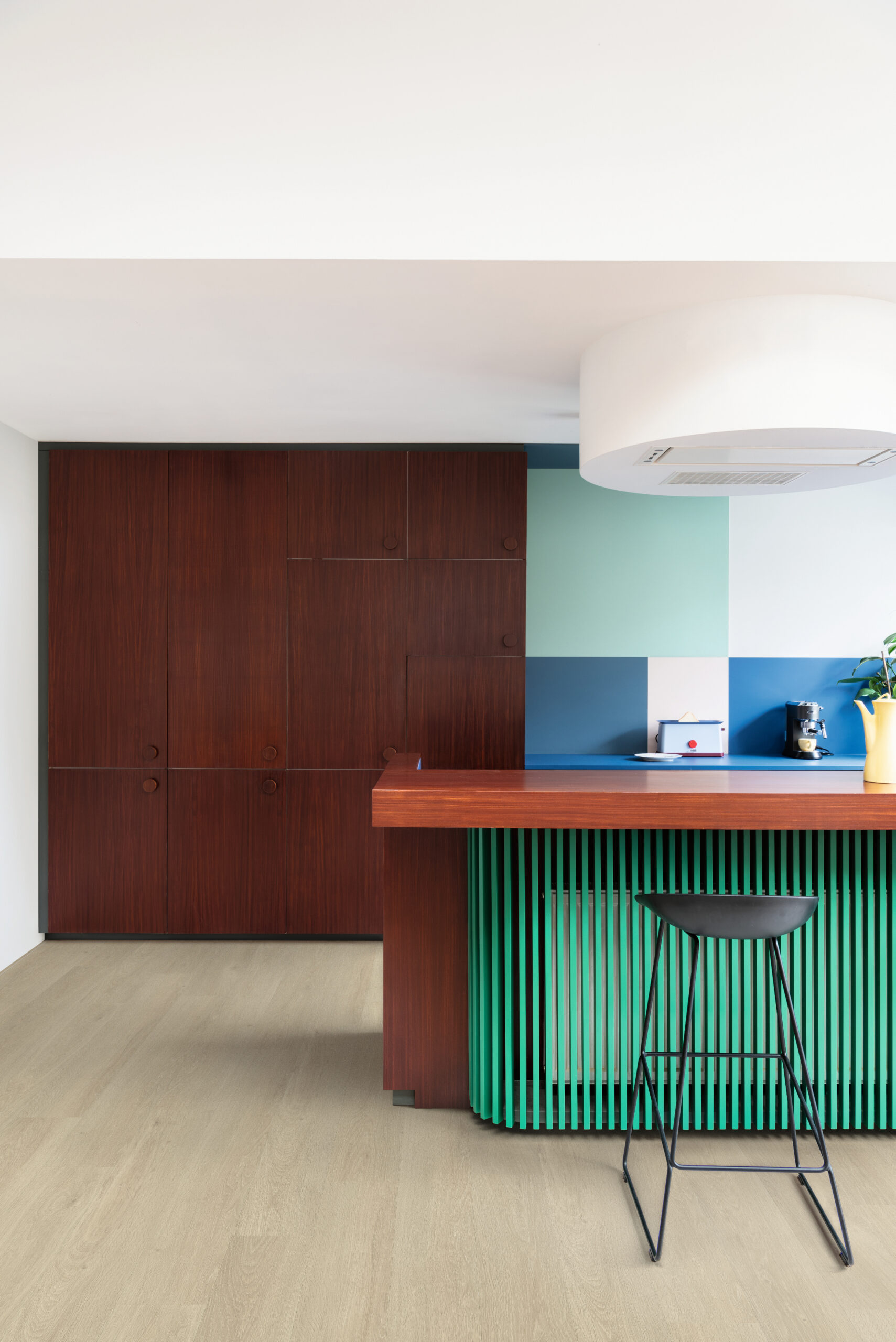 Vinyl flooring Quick-Step Alpha Medium Planks Sea breeze oak beige AVMP40080