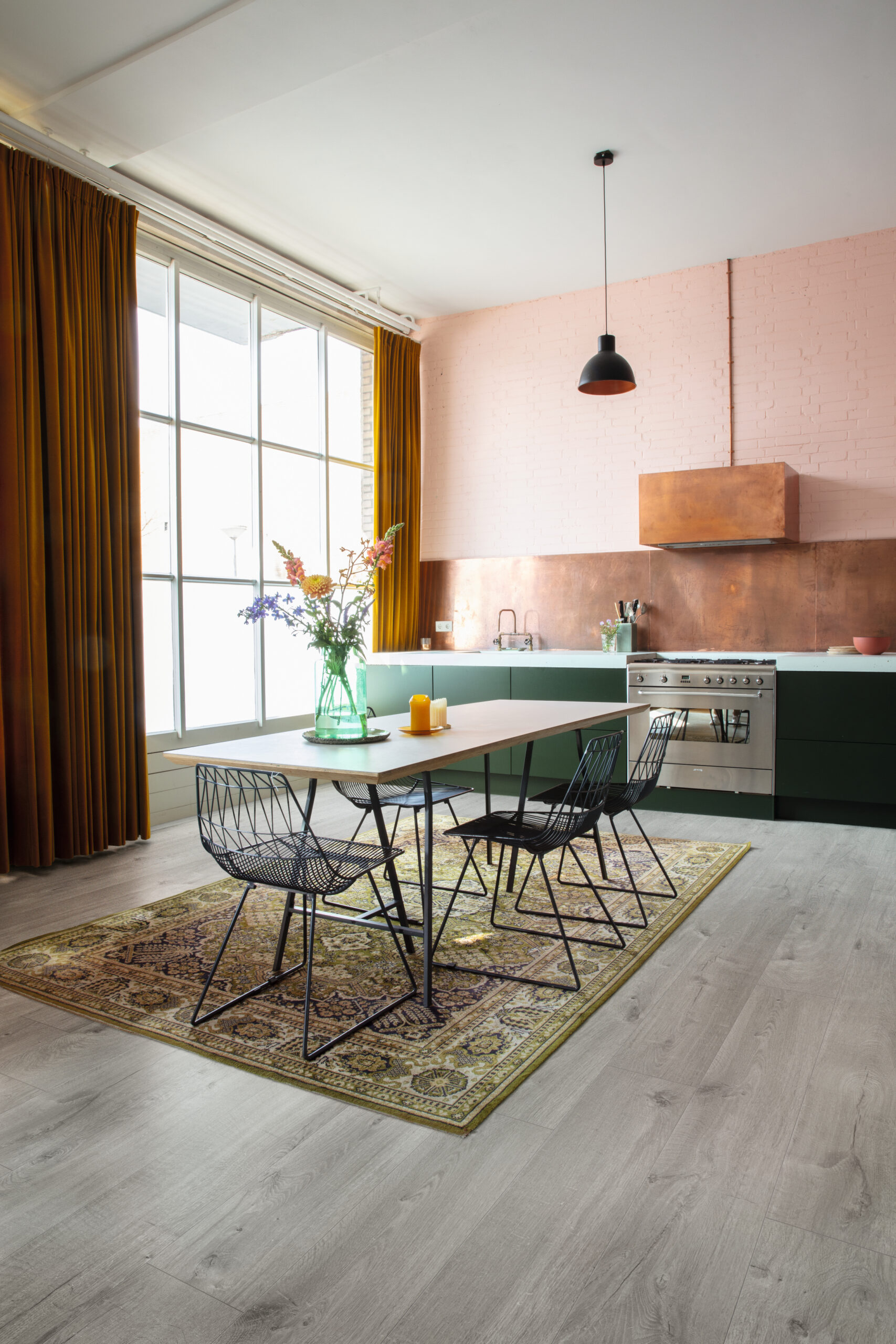 Vinila grīda Quick-Step Bloom Botanic grey AVMPU40237