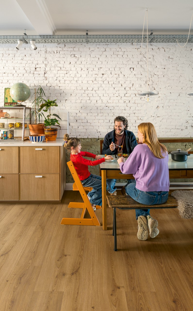 Vinila grīda Quick-Step Bloom Botanic caramel oak AVMPU40315