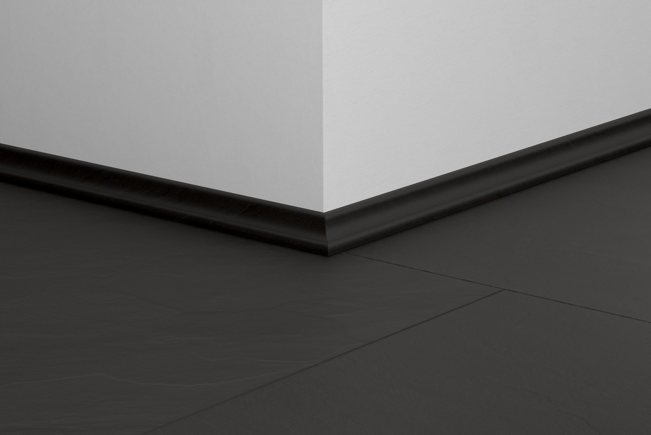 Laminēta grīdlīste Quick-Step 17*17*2400mm QSSCOT05492