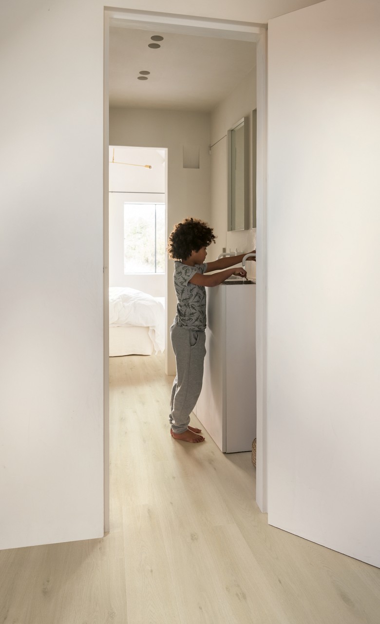 Vinila-grida-Quick-step-liv-ocean-bliss-greige-SGSPC20319